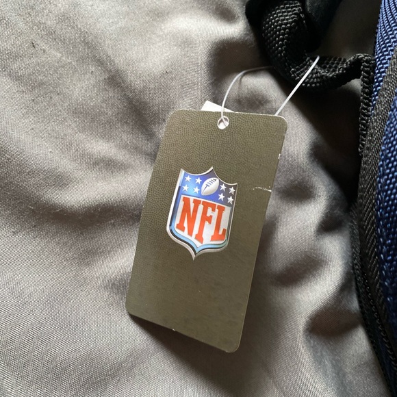 Backpack - Picture 5 of 5